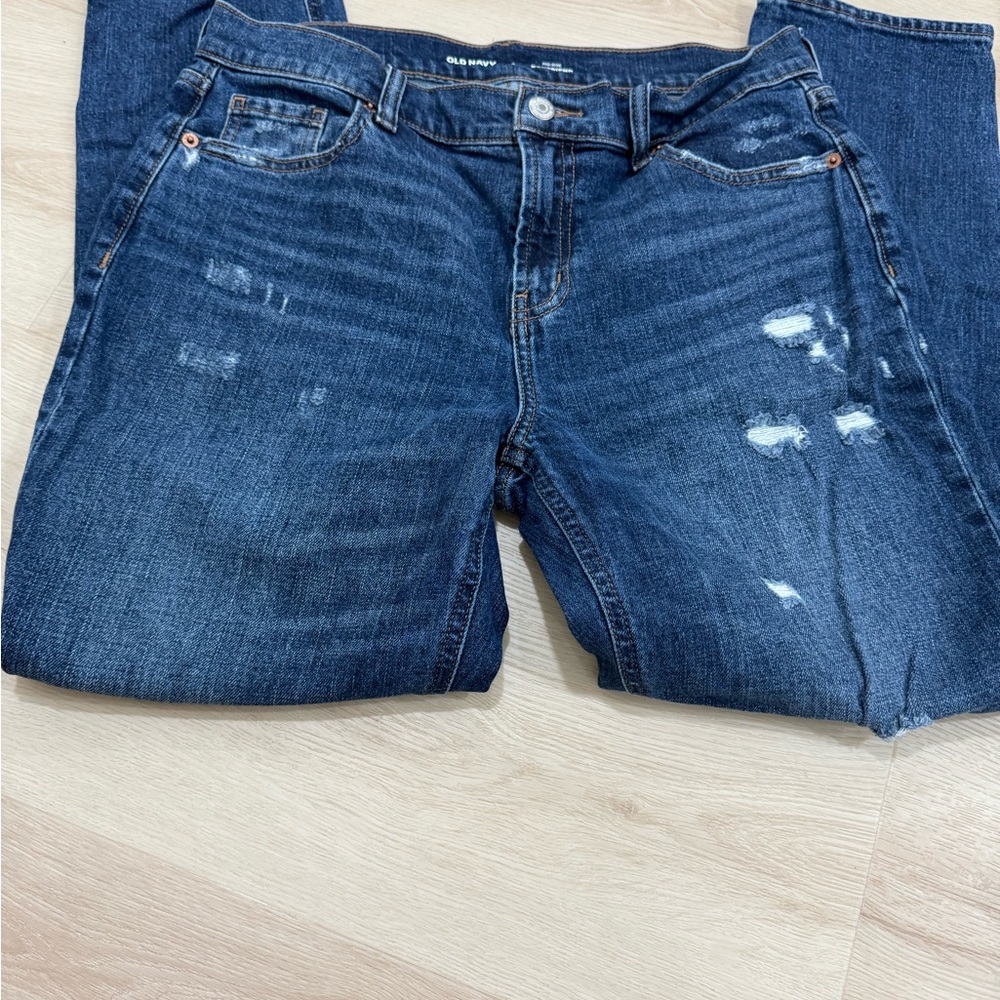 Old Navy Mid-Rise Boyfriend Jeans- Size 6